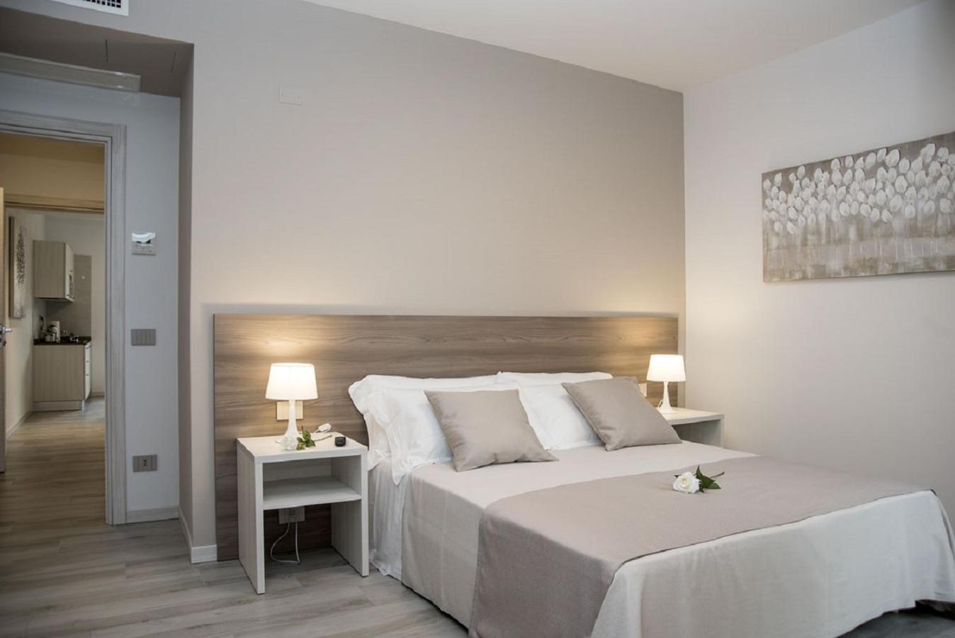 Camelot Appartamenti - Business E Holiday San Martino Buon Albergo Extérieur photo