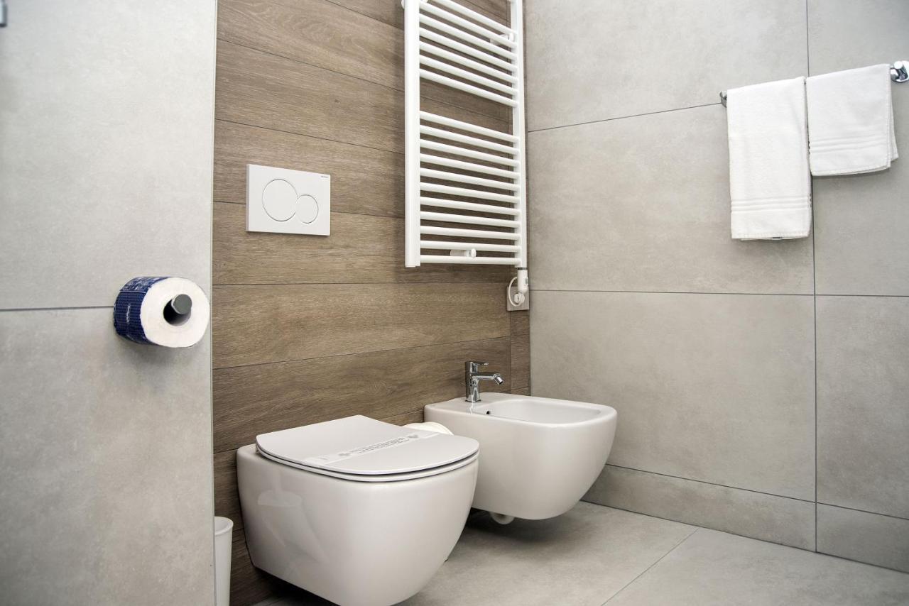 Camelot Appartamenti - Business E Holiday San Martino Buon Albergo Extérieur photo