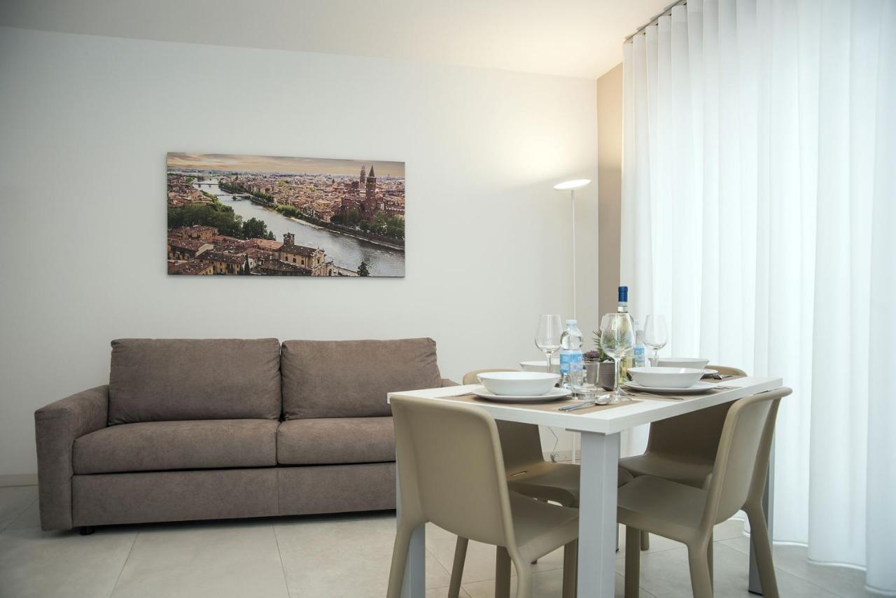 Camelot Appartamenti - Business E Holiday San Martino Buon Albergo Extérieur photo