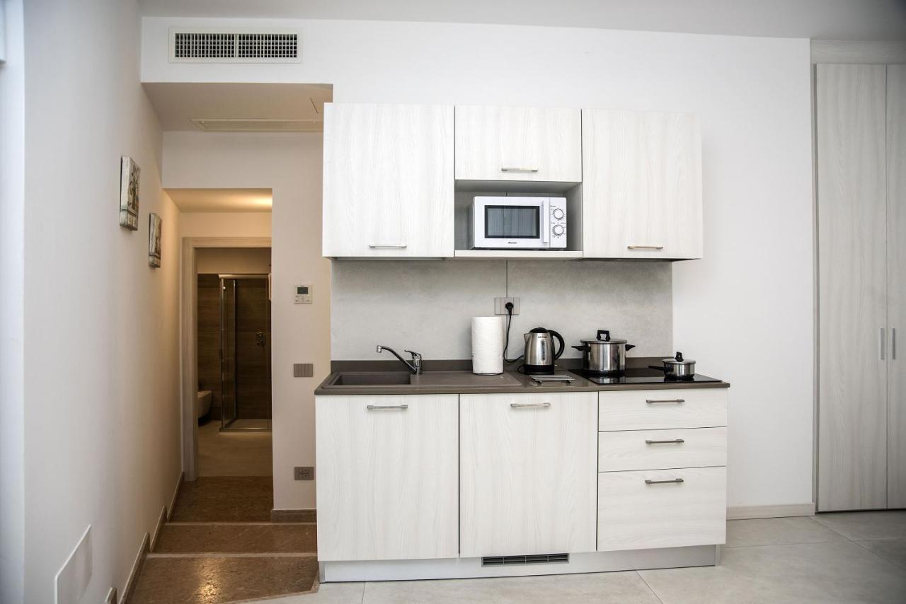 Camelot Appartamenti - Business E Holiday San Martino Buon Albergo Extérieur photo