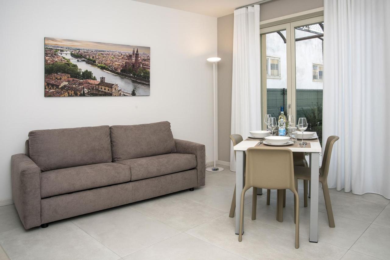 Camelot Appartamenti - Business E Holiday San Martino Buon Albergo Extérieur photo
