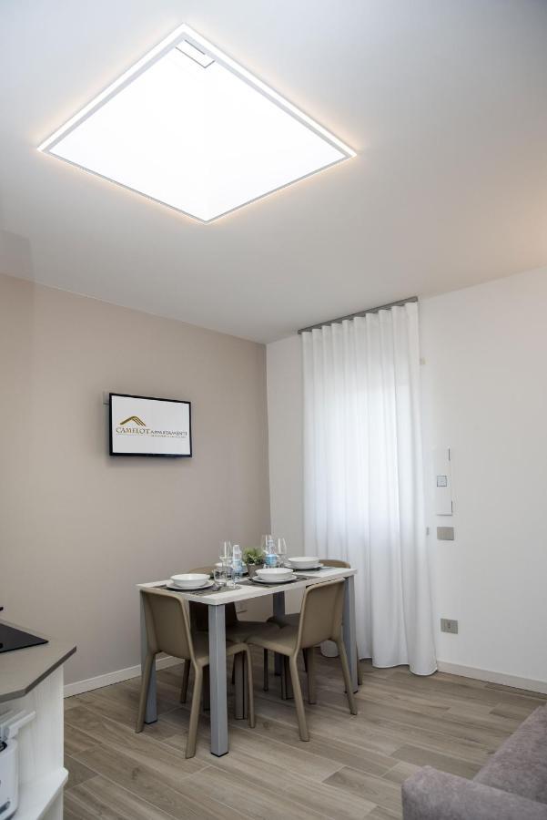 Camelot Appartamenti - Business E Holiday San Martino Buon Albergo Extérieur photo